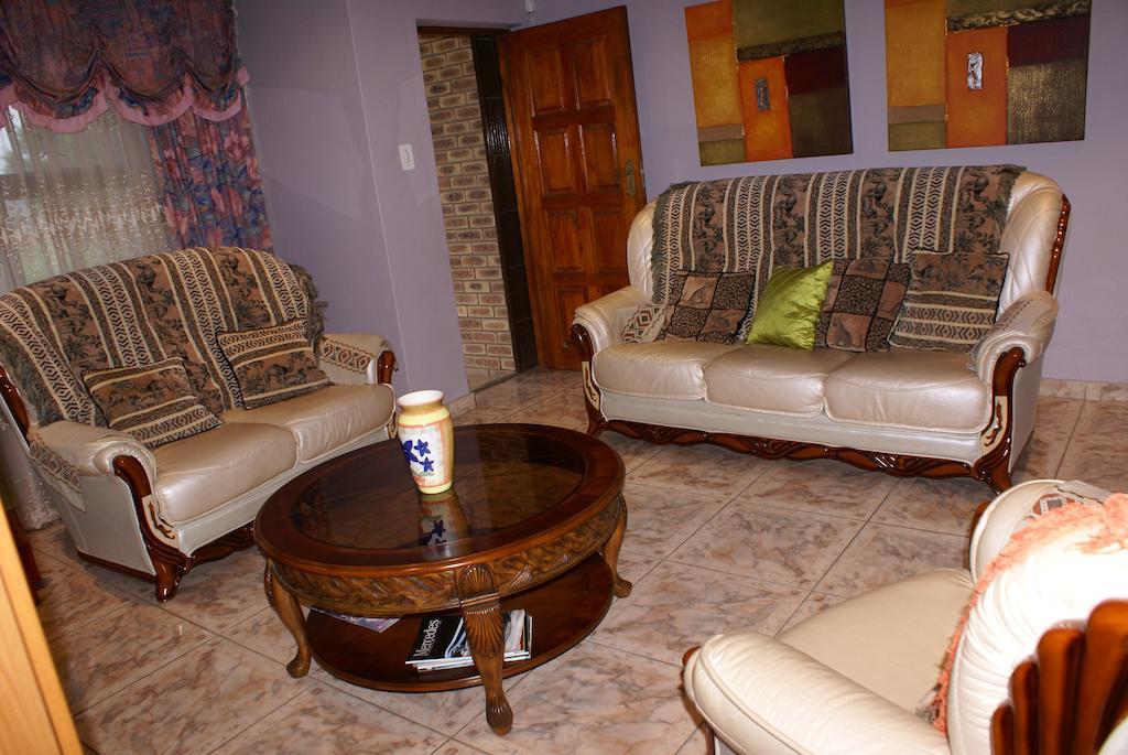 Ekhaya Lodge Pietermaritzburg Esterno foto